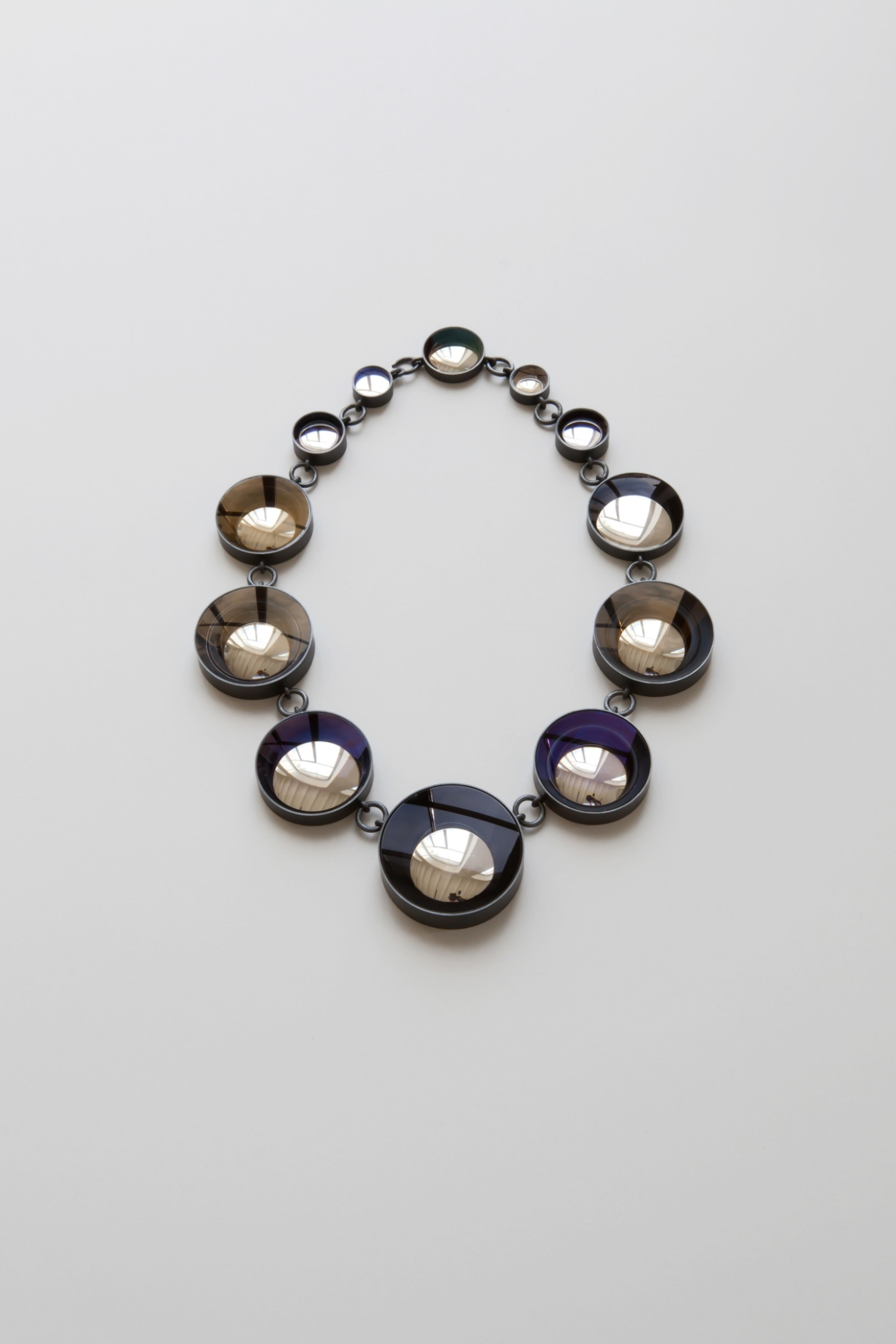 Spiegel Necklace #1 ©Jiro Kamata Studio 