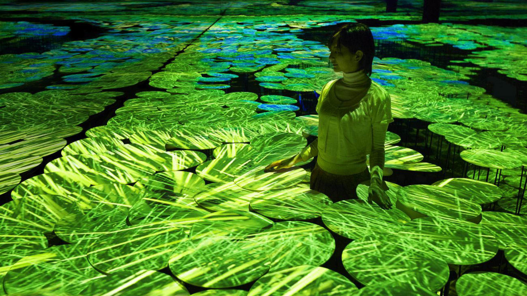 TeamLab, HARMONY, Japan Pavilion, Expo Milano 2015 Interactive Digital Installation, 6 min, Sound: Hideaki Takahashi © teamLab  