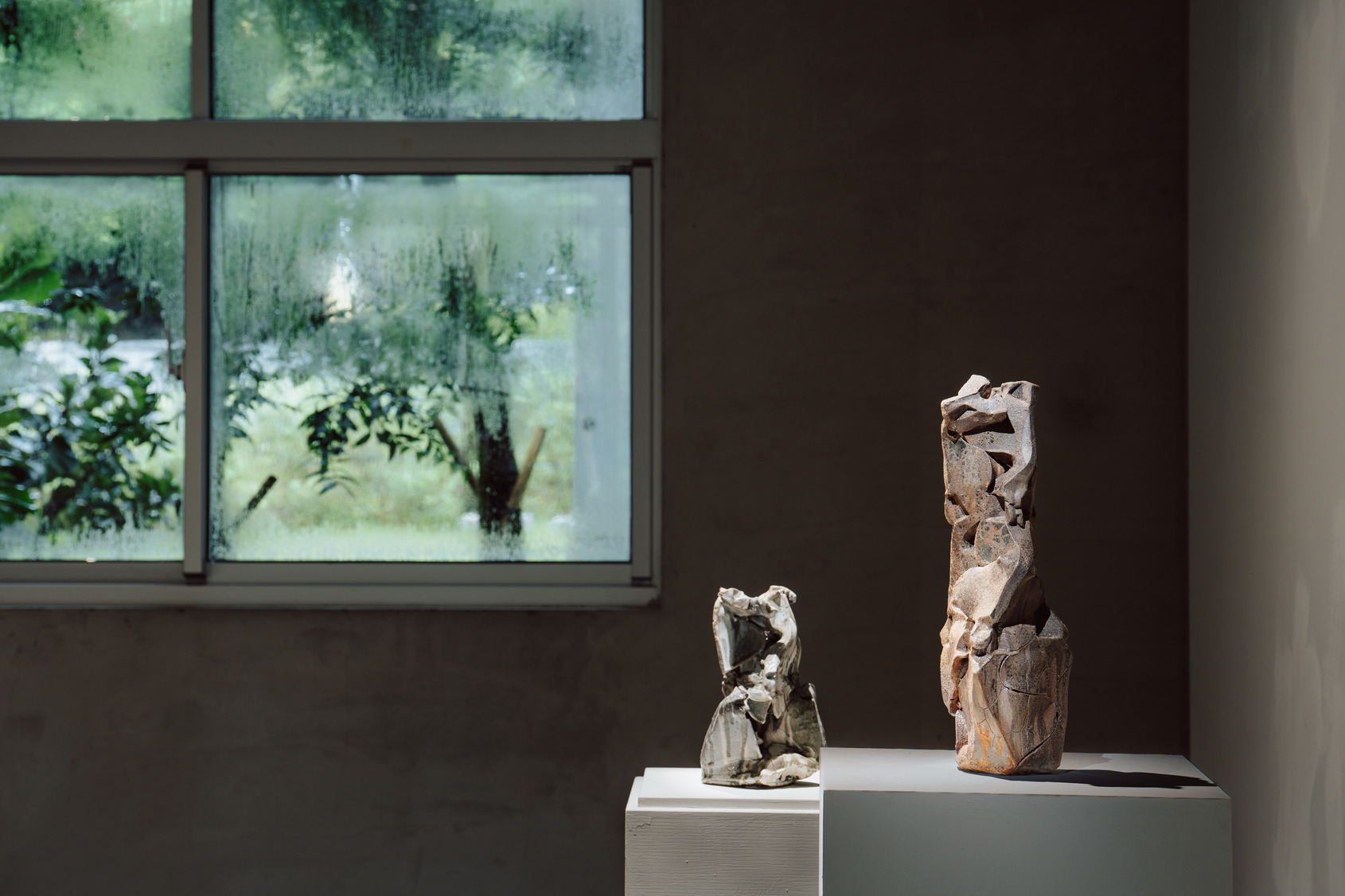 《塵與金》展場照｜金馬賓館當代美術館 1F｜© ALIEN Art Centre 